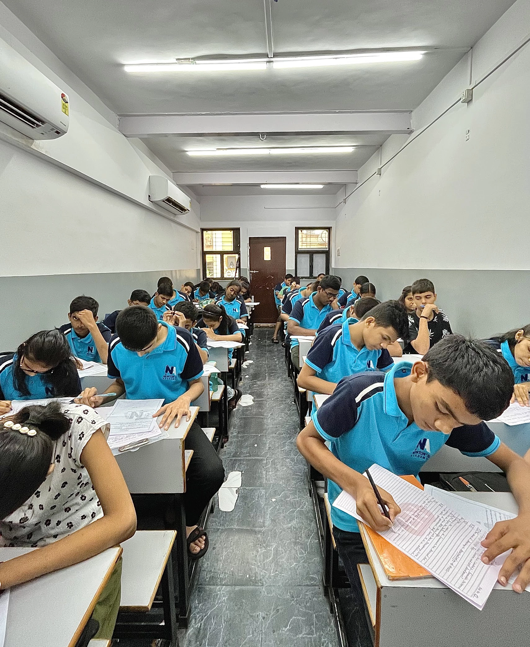 Best Classes in Mulund West for JEE, NEET and MHT-CET — 2026 Guide